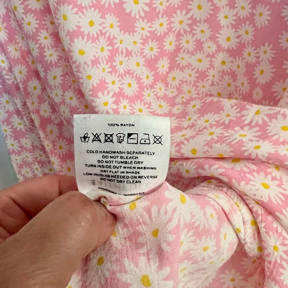 💥💥Clearance!!💥💥pink floral print Serafina ruffled short sleeve mini dress - Picture 10 of 13